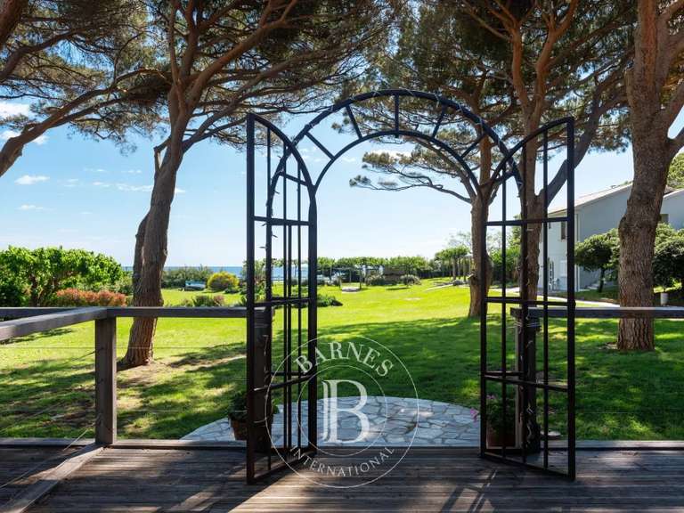 Propriété avec Vue sur mer Sisco - 622m²