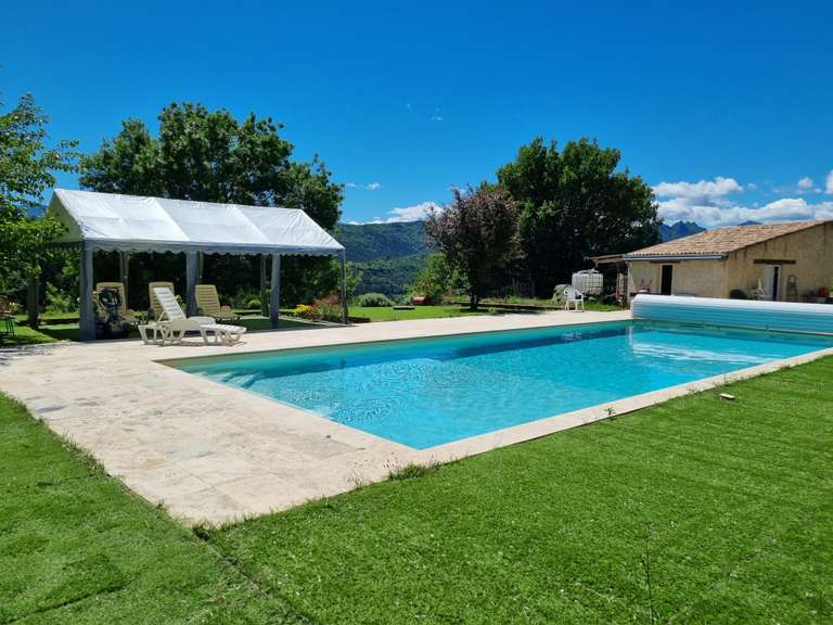 House Sisteron - 7 bedrooms - 174m²