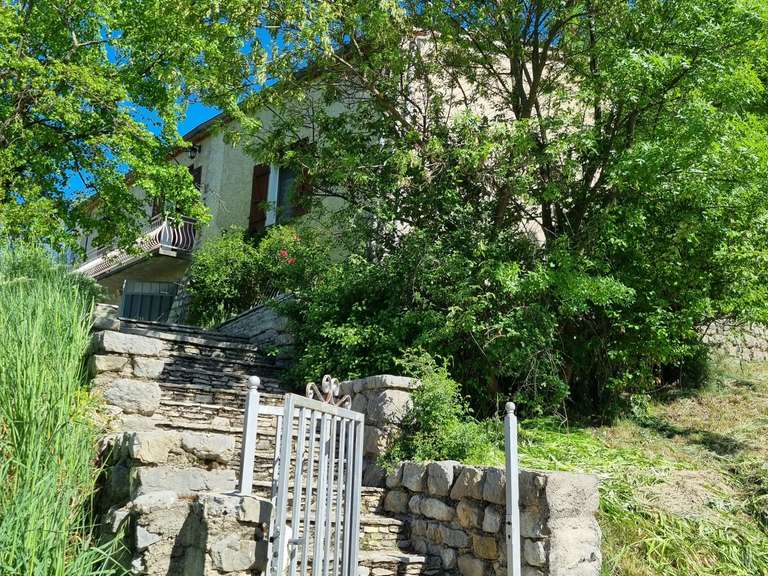 House Sisteron - 7 bedrooms - 174m²