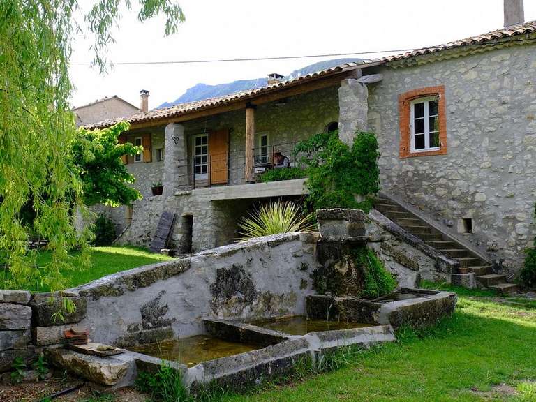 Maison Sisteron - 6 chambres - 278m²