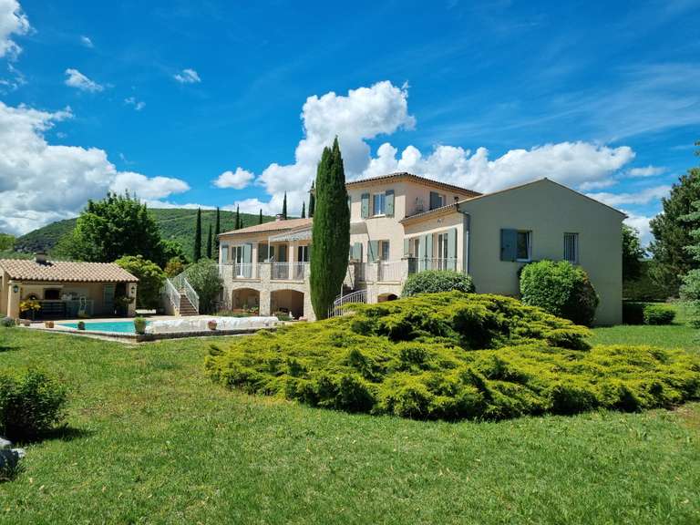Maison Sisteron - 4 chambres - 215m²
