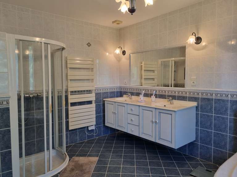 Maison Sisteron - 4 chambres - 215m²