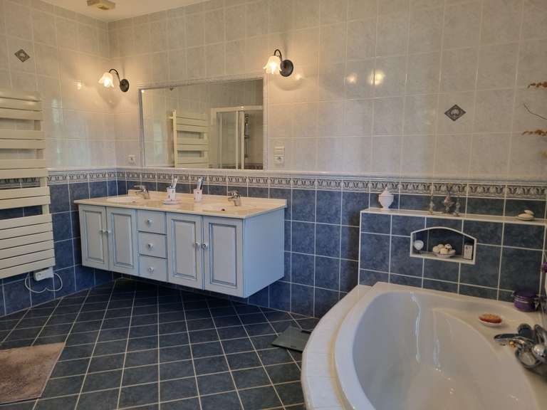 Maison Sisteron - 4 chambres - 215m²
