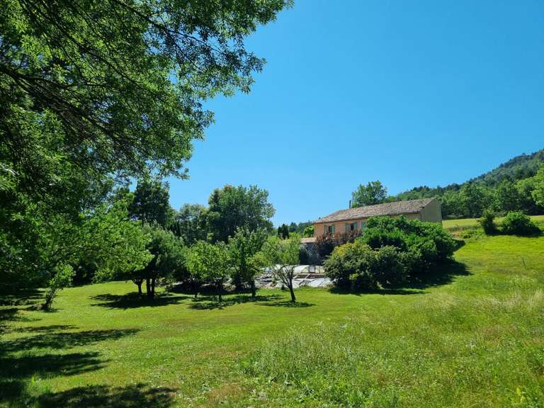 Maison Sisteron - 4 chambres - 220m²