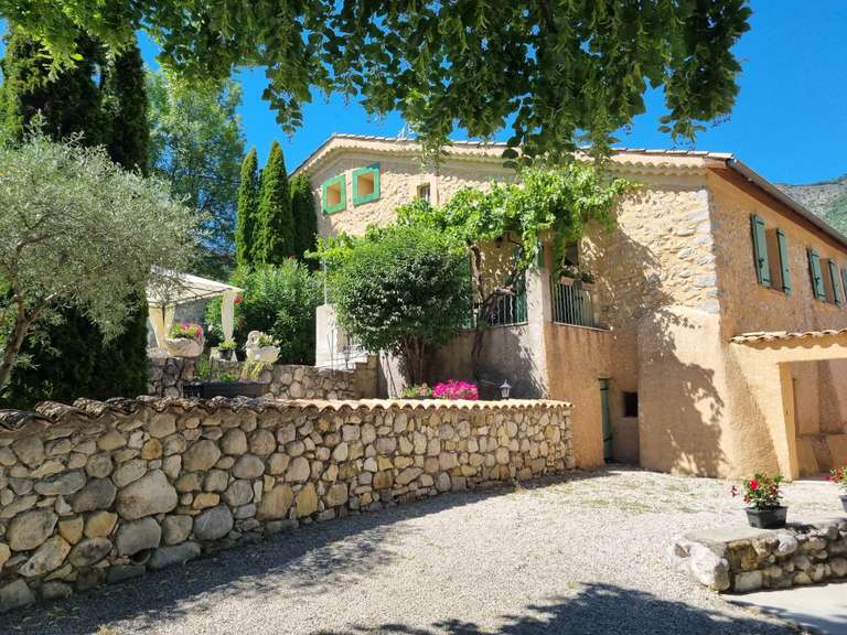 Maison Sisteron - 4 chambres - 220m²