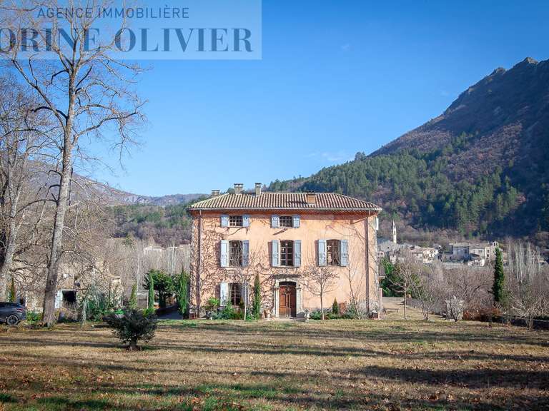 Maison Sisteron - 15 chambres - 870m²