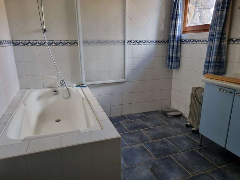 Maison Sisteron - 5 chambres - 241m²