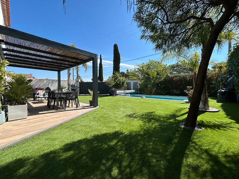 Maison Six-Fours-les-Plages - 3 chambres - 90m²