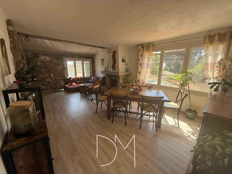 Maison Six-Fours-les-Plages - 5 chambres - 192m²