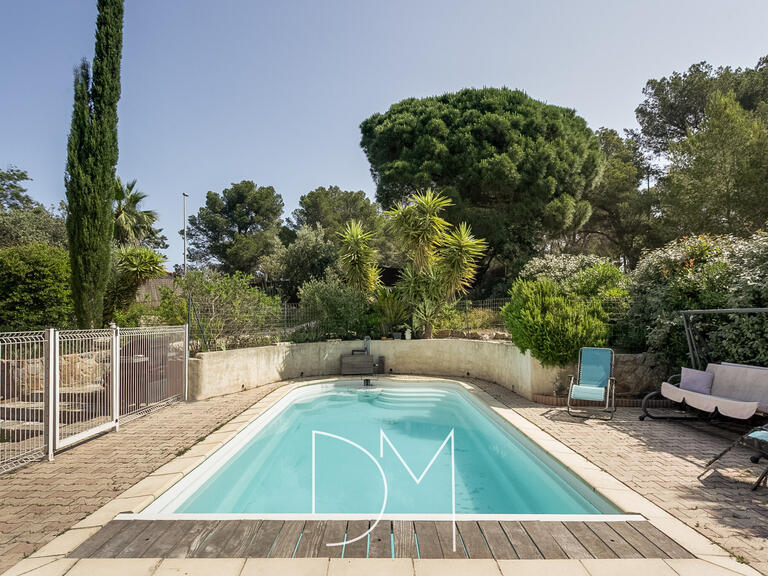 Maison Six-Fours-les-Plages - 5 chambres - 192m²