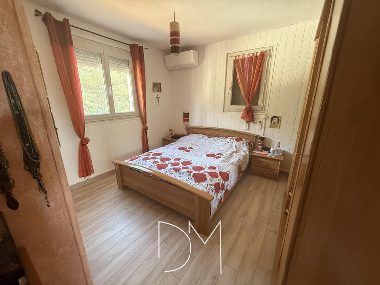 Maison Six-Fours-les-Plages - 5 chambres - 192m²