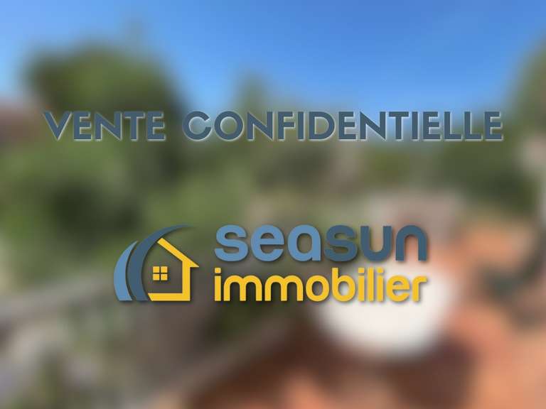 House Six-Fours-les-Plages - 4 bedrooms - 120m²
