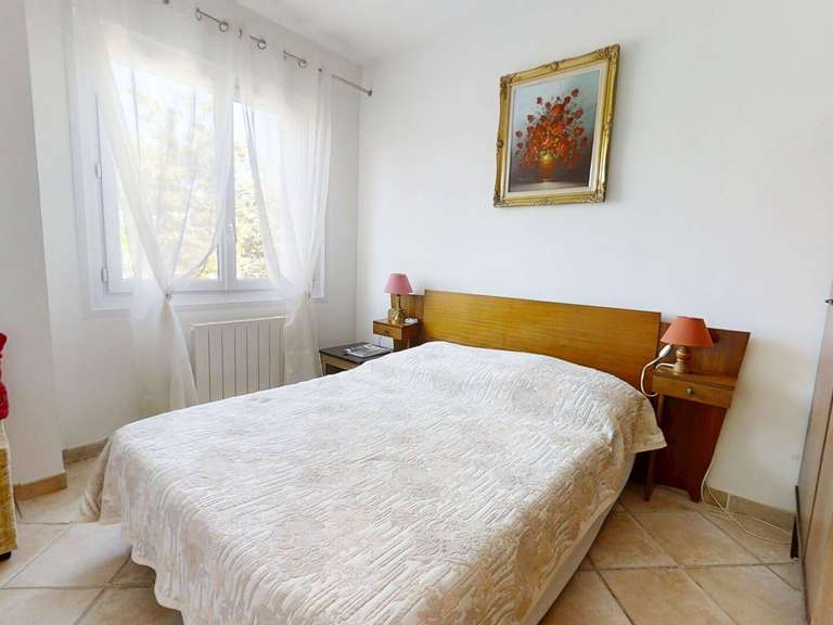 Maison Six-Fours-les-Plages - 4 chambres - 121m²