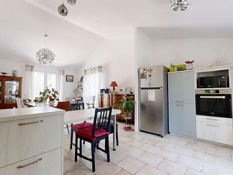 Maison Six-Fours-les-Plages - 4 chambres - 121m²