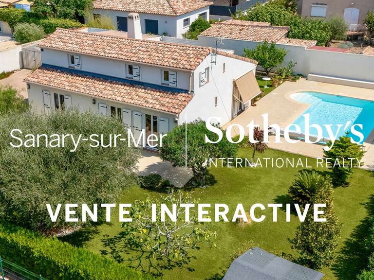 House Six-Fours-les-Plages - 4 bedrooms - 200m²