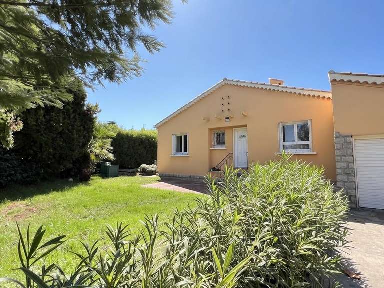 Maison Six-Fours-les-Plages - 3 chambres - 83m²