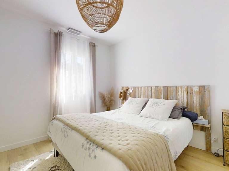 Maison Six-Fours-les-Plages - 4 chambres - 110m²