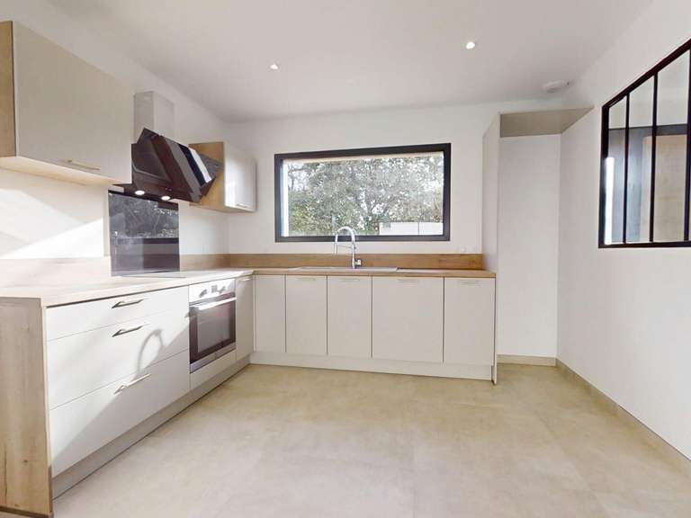 Maison Six-Fours-les-Plages - 3 chambres - 100m²