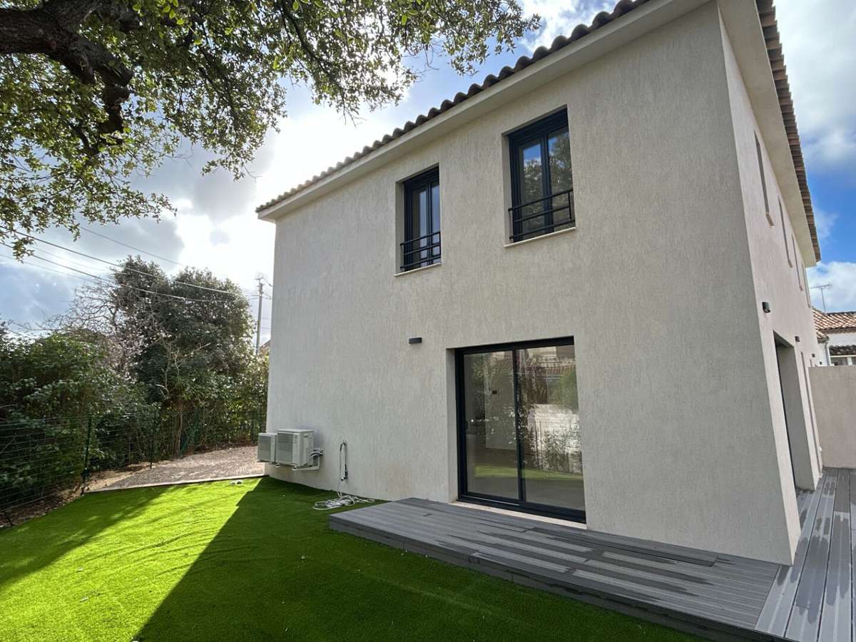 House Six-Fours-les-Plages