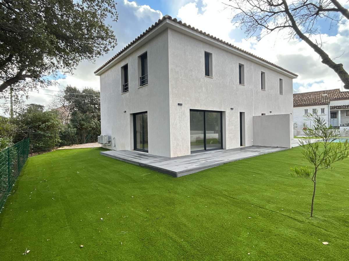 House Six-Fours-les-Plages