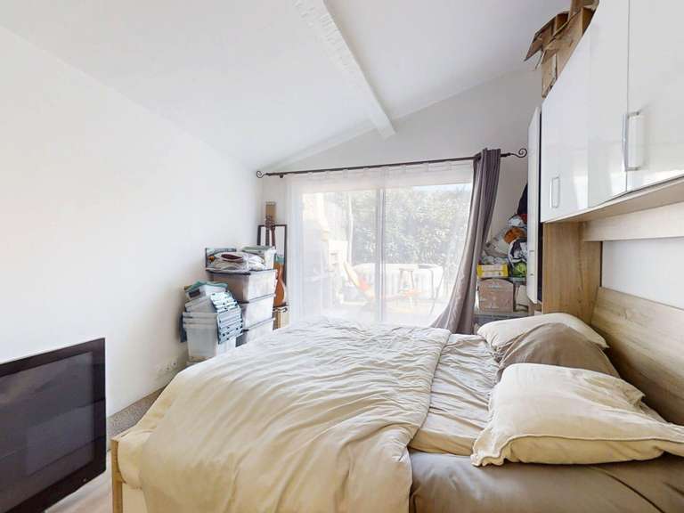 Maison Six-Fours-les-Plages - 3 chambres - 90m²