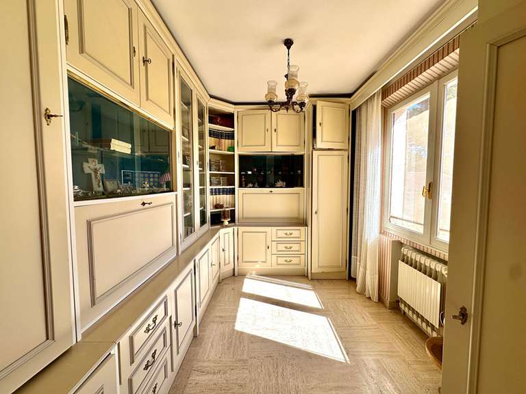 Maison Six-Fours-les-Plages - 3 chambres - 150m²