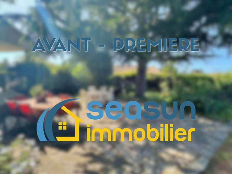 Maison Six-Fours-les-Plages - 5 chambres - 130m²