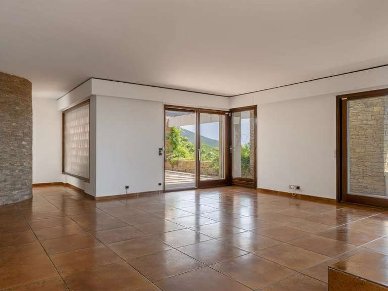 Maison Six-Fours-les-Plages - 200m²