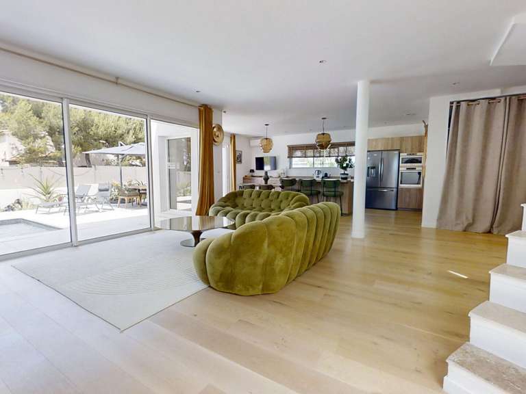 Maison Six-Fours-les-Plages - 4 chambres - 160m²