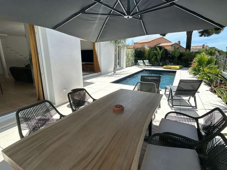 Maison Six-Fours-les-Plages - 4 chambres - 160m²