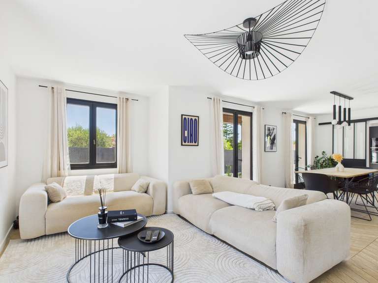 Maison Six-Fours-les-Plages - 4 chambres - 141m²