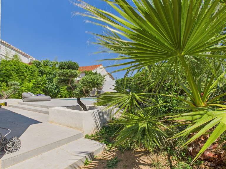 Maison Six-Fours-les-Plages - 4 chambres - 141m²