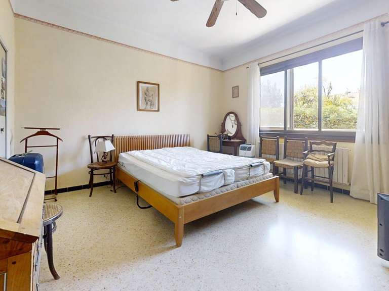 Maison Six-Fours-les-Plages - 5 chambres - 130m²
