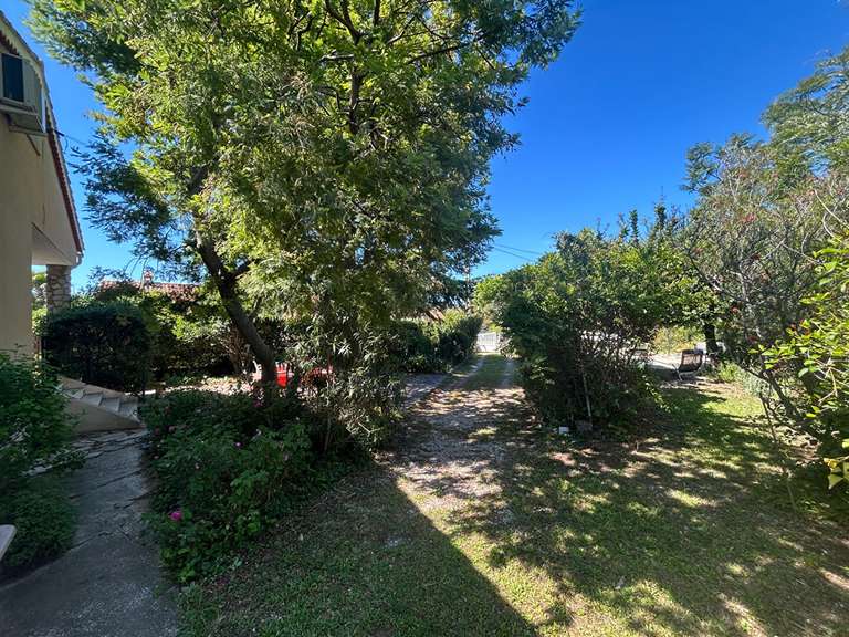 Maison Six-Fours-les-Plages - 5 chambres - 130m²