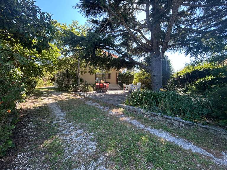 Maison Six-Fours-les-Plages - 5 chambres - 130m²