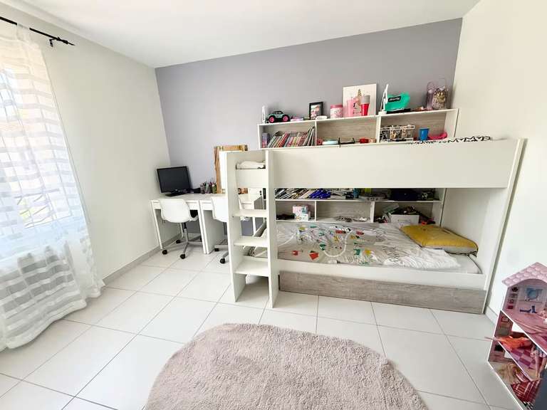 Maison Six-Fours-les-Plages - 3 chambres - 90m²