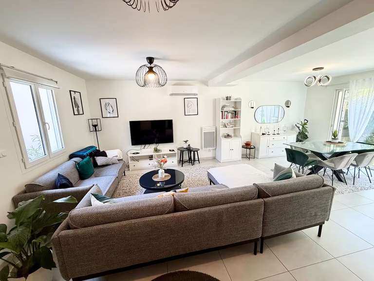 Maison Six-Fours-les-Plages - 3 chambres - 90m²
