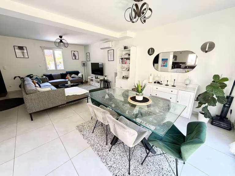 Maison Six-Fours-les-Plages - 3 chambres - 90m²