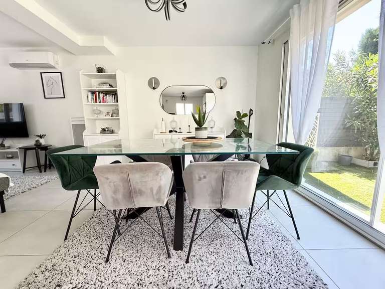 Maison Six-Fours-les-Plages - 3 chambres - 90m²