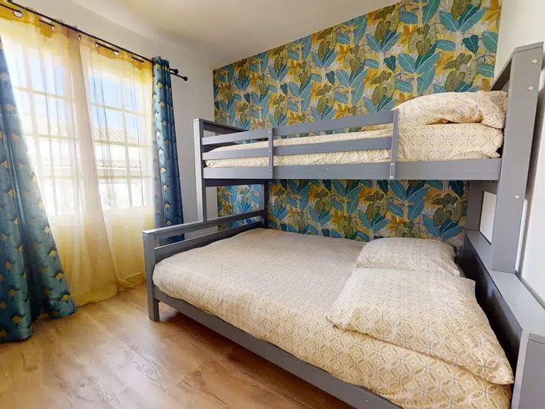 Maison Six-Fours-les-Plages - 3 chambres - 92m²