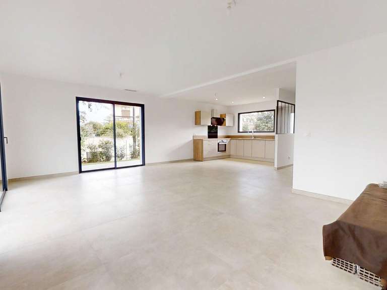 Maison Six-Fours-les-Plages - 3 chambres - 100m²