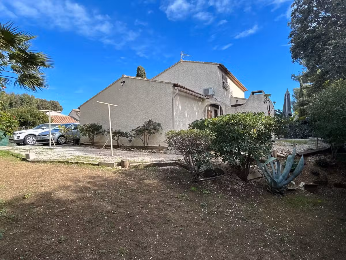 House Six-Fours-les-Plages