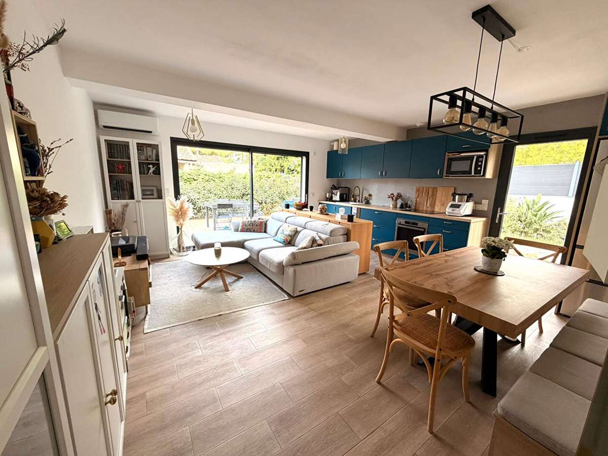 House Six-Fours-les-Plages