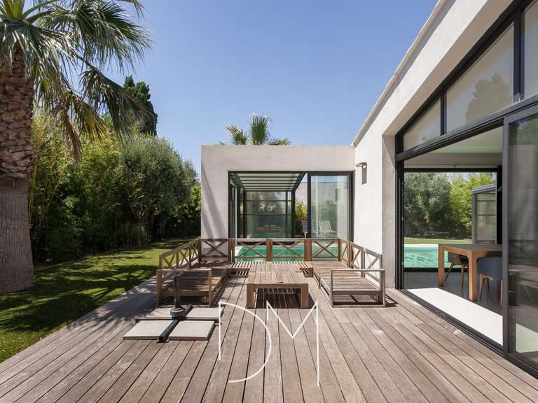Villa Six-Fours-les-Plages - 4 chambres - 208m²