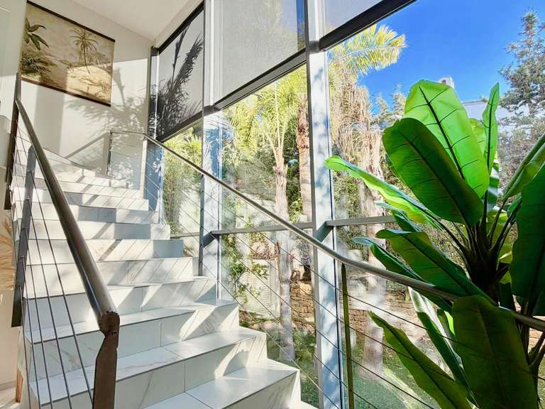 Villa Six-Fours-les-Plages - 4 chambres - 300m²