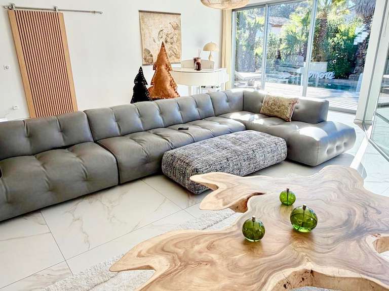 Villa Six-Fours-les-Plages - 4 chambres - 300m²