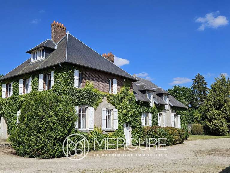 Propriété Soissons - 9 chambres - 355m²