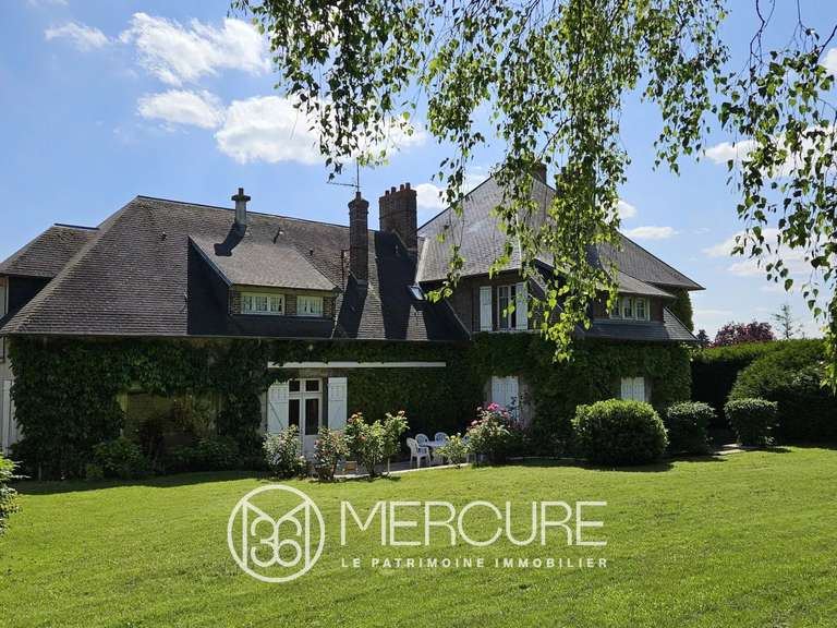 Propriété Soissons - 9 chambres - 355m²