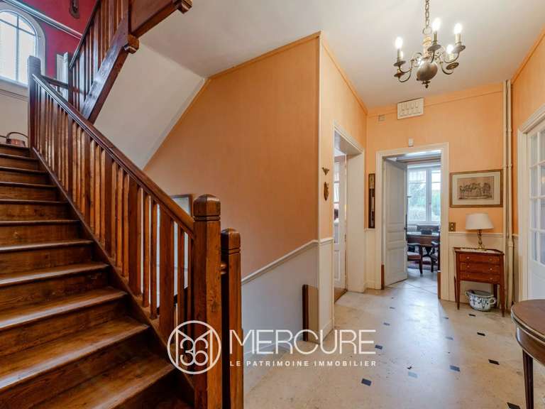 Propriété Soissons - 9 chambres - 355m²