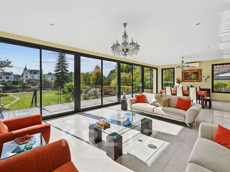 Maison Soisy-sous-Montmorency - 5 chambres - 335m²